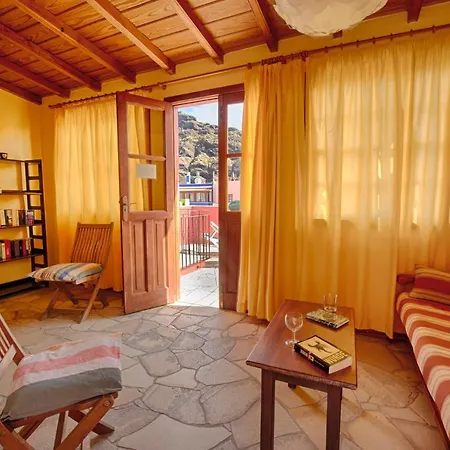 Maisonette Apartment *
